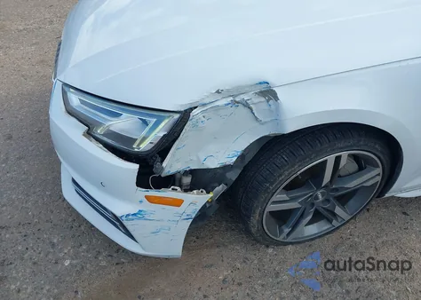 2017 Audi A4 2.0T Premium z USA, uszkodzony, nr VIN WAUENAF44HN026068